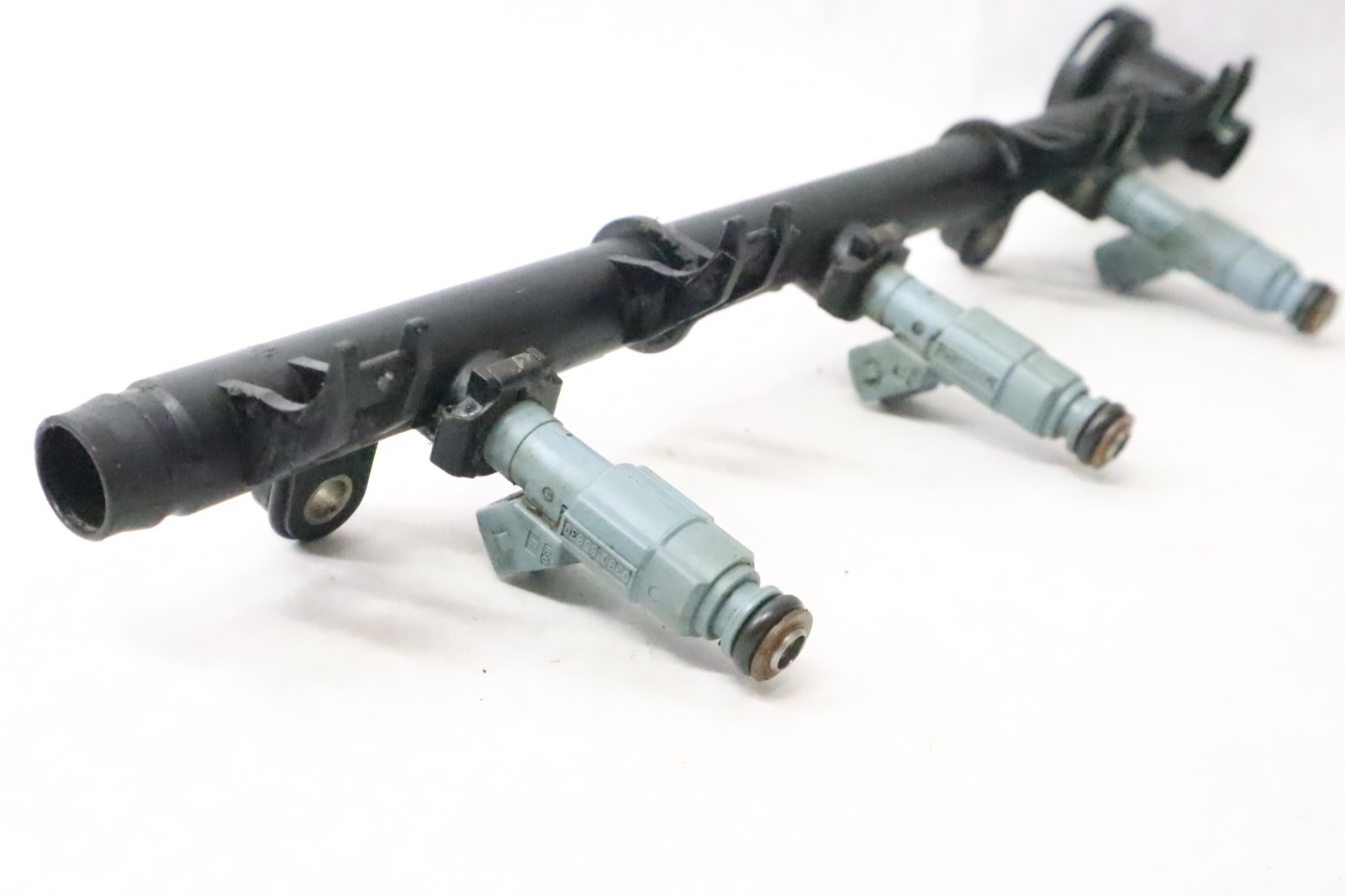 2003-2011 Sea-Doo GTX 4-TEC Fuel Injectors / Fuel Rail W - Image 8