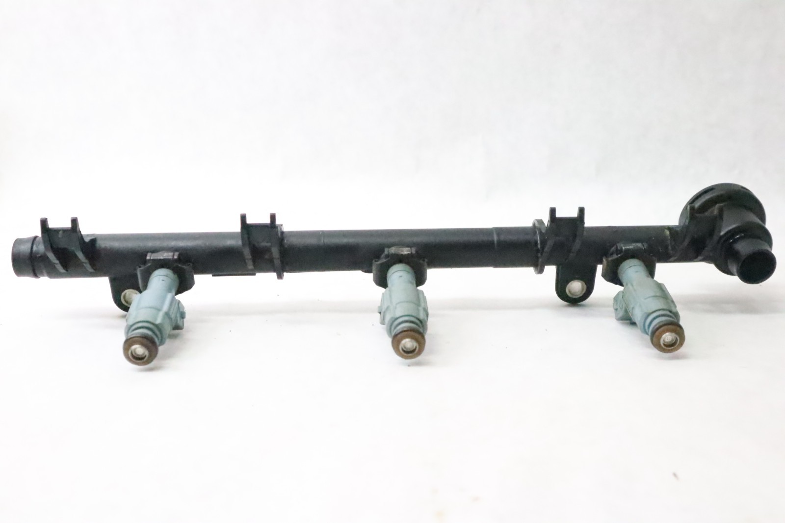 2003-2011 Sea-Doo GTX 4-TEC Fuel Injectors / Fuel Rail W - Image 9