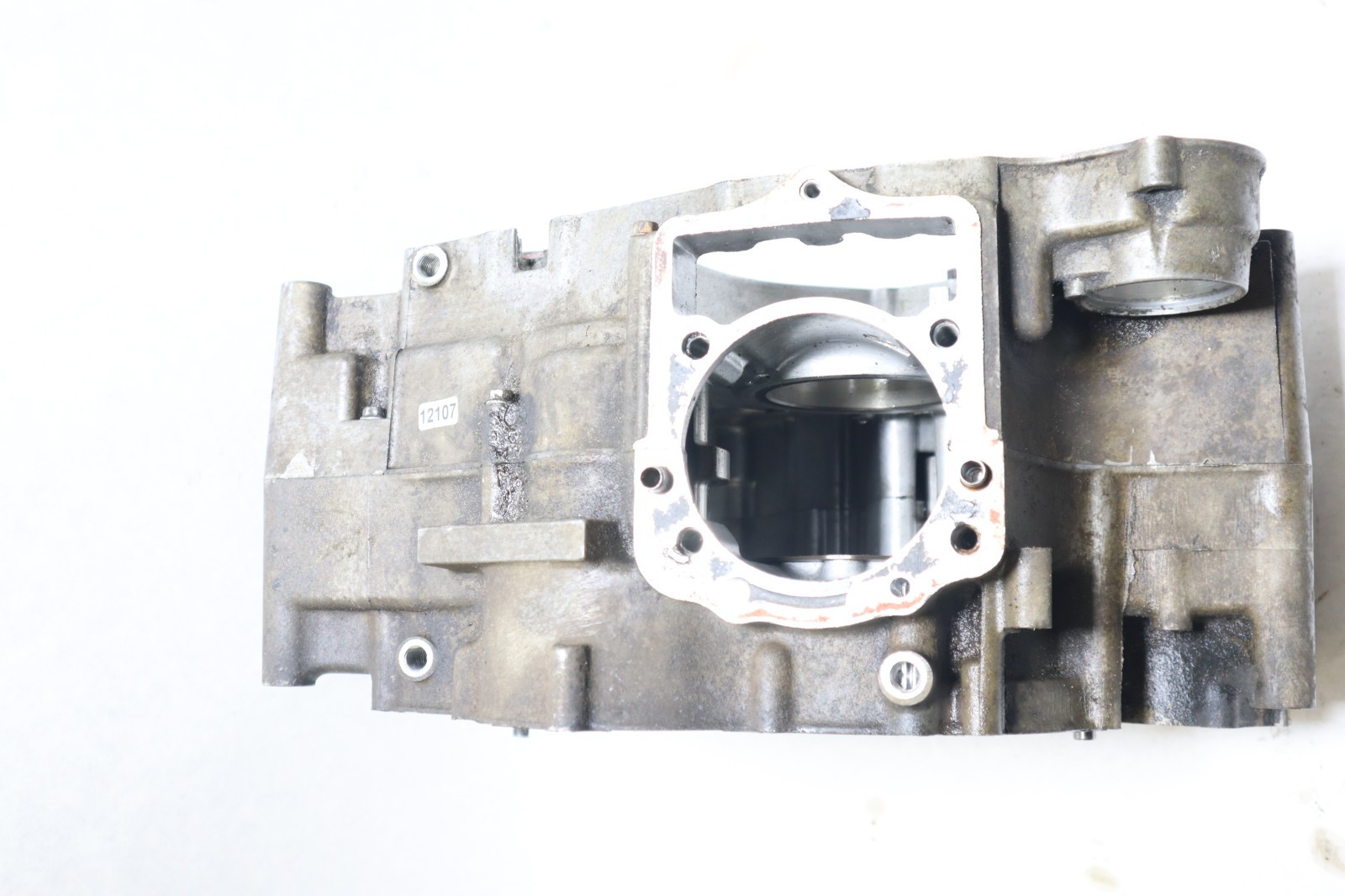 1988 Kawasaki Bayou 300 2x4 Crankcase Center Crank Case KLF300 - Image 16