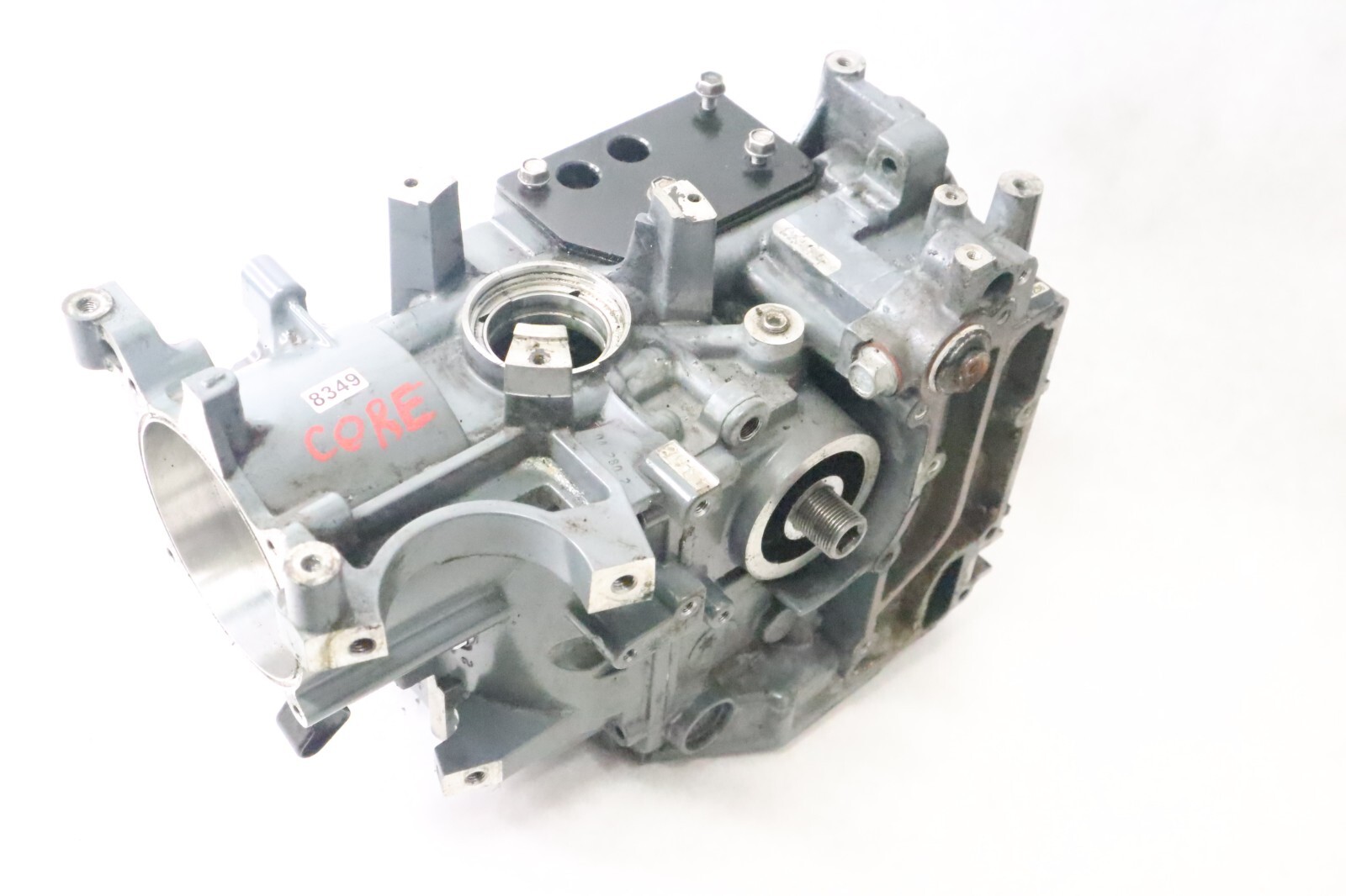 03-06 YAMAHA f 25 hp OEM CRANKCASE ASSY #65W-15100-11-1S core