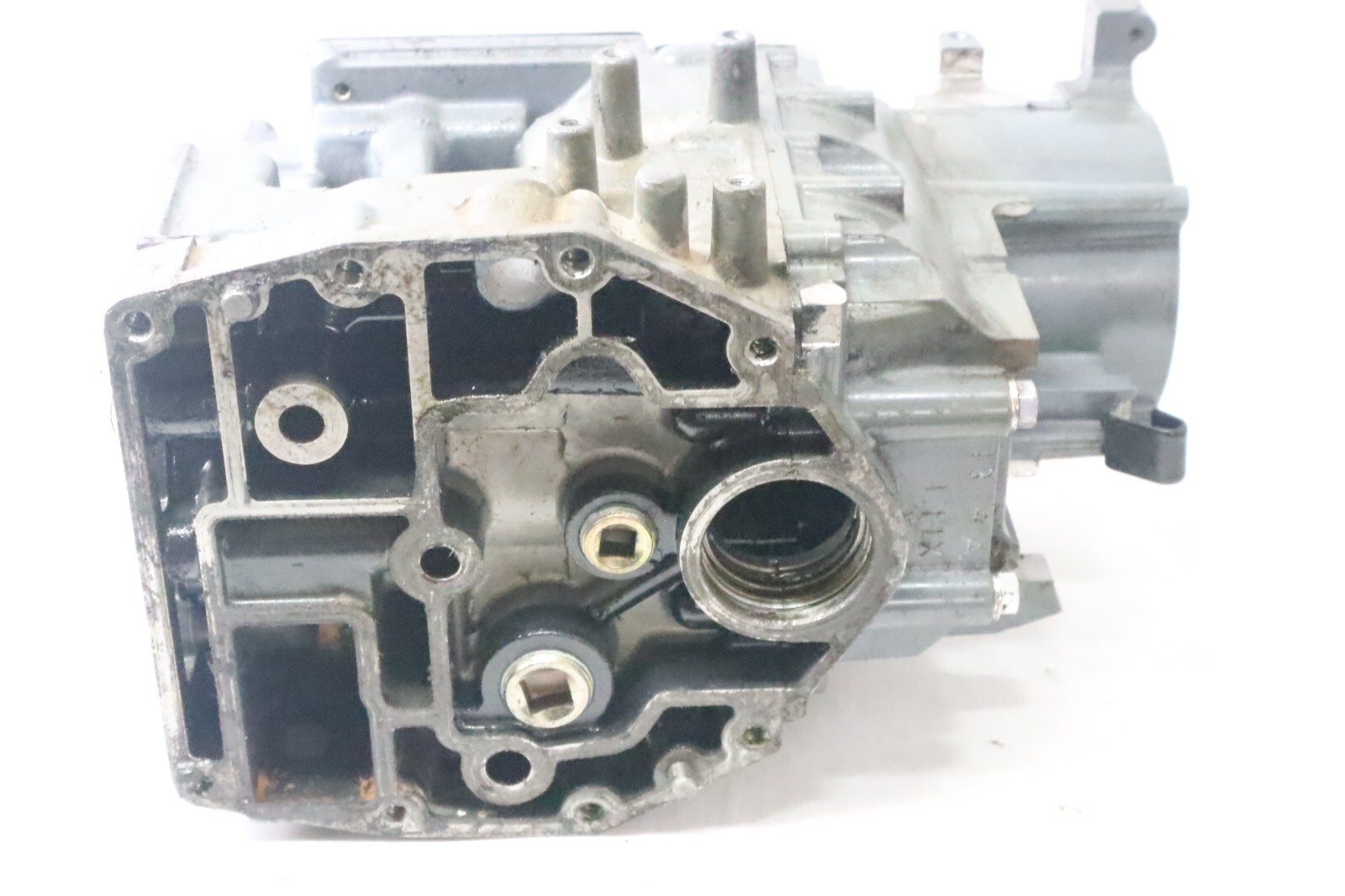03-06 YAMAHA f 25 hp OEM CRANKCASE ASSY #65W-15100-11-1S core - Image 14