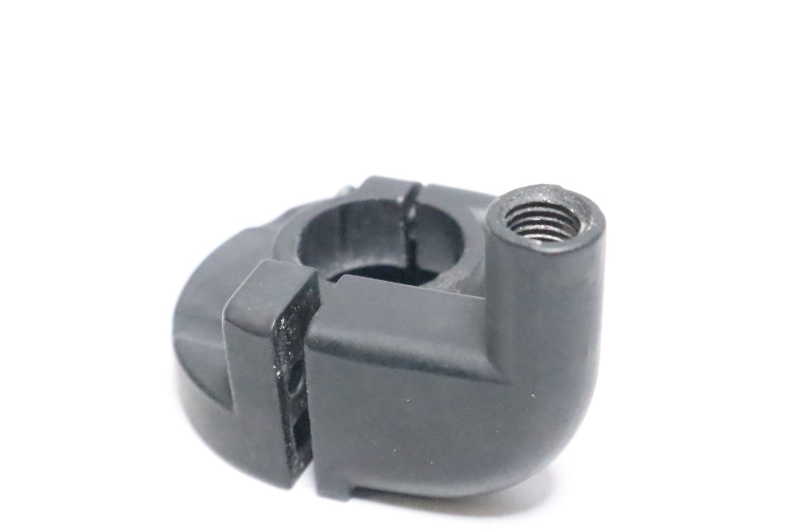 06-09 Lifan LF200 GY 5 g20-5 THROTTLE TUBE HANDLE BAR COVER - Image 4