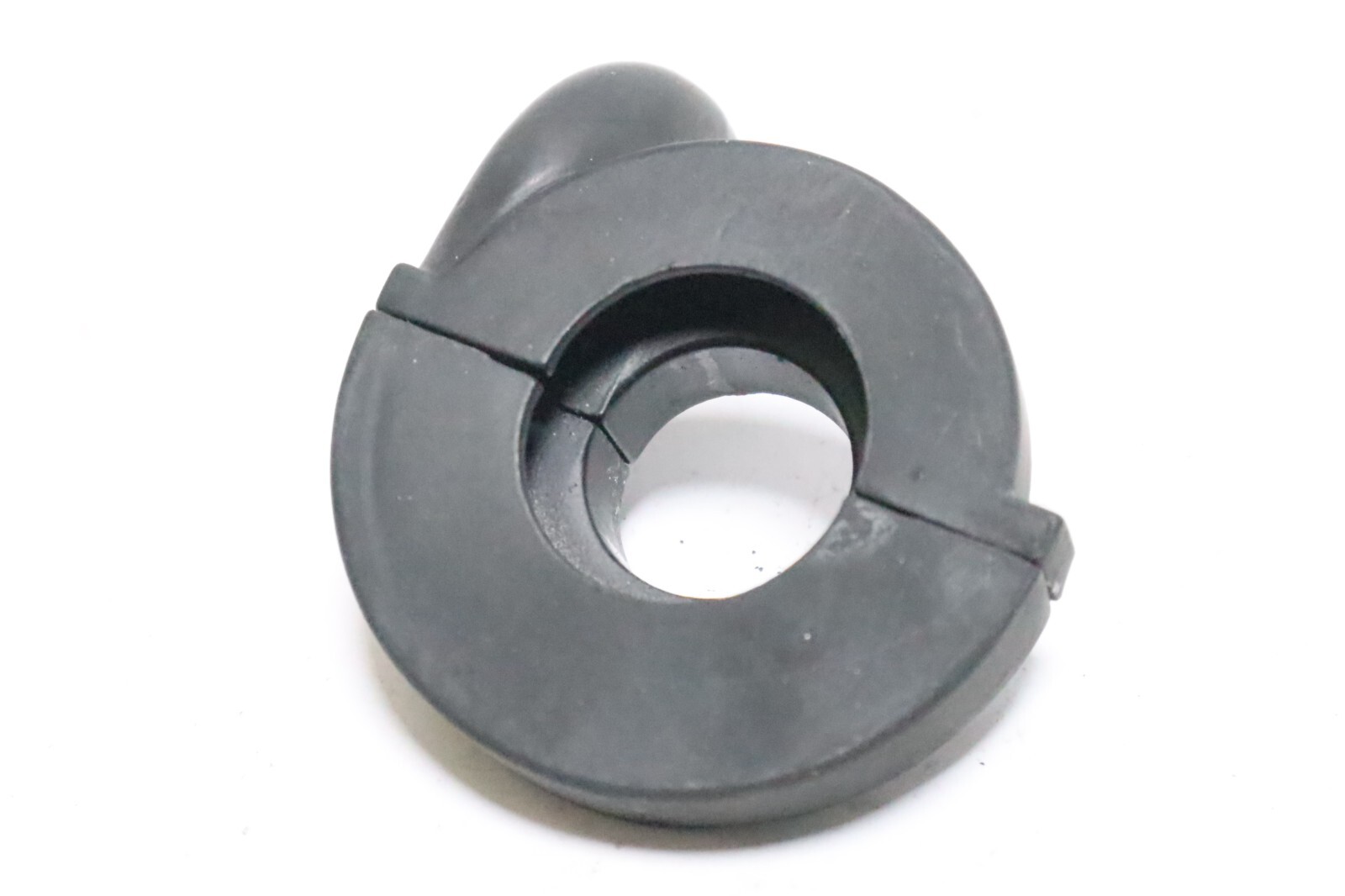 06-09 Lifan LF200 GY 5 g20-5 THROTTLE TUBE HANDLE BAR COVER - Image 5