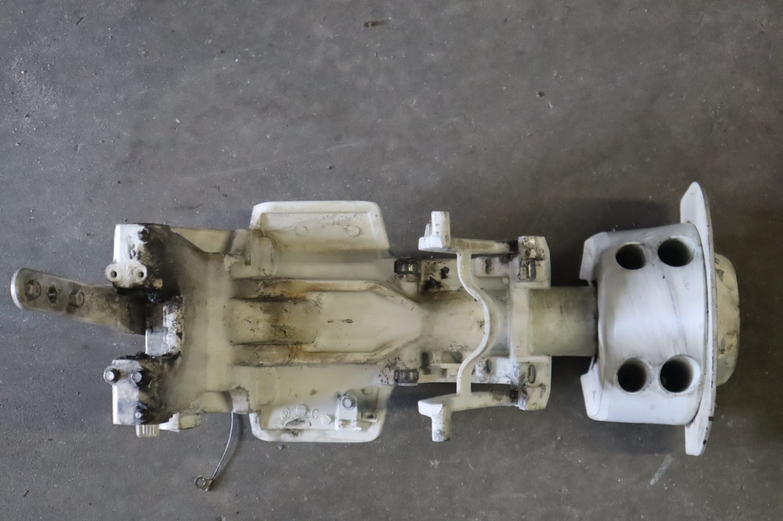 Johnson Evinrude 1991 - 2001 Swivel Bracket ficht 25'' 80 88 90 100 105 115 +HP - Image 6