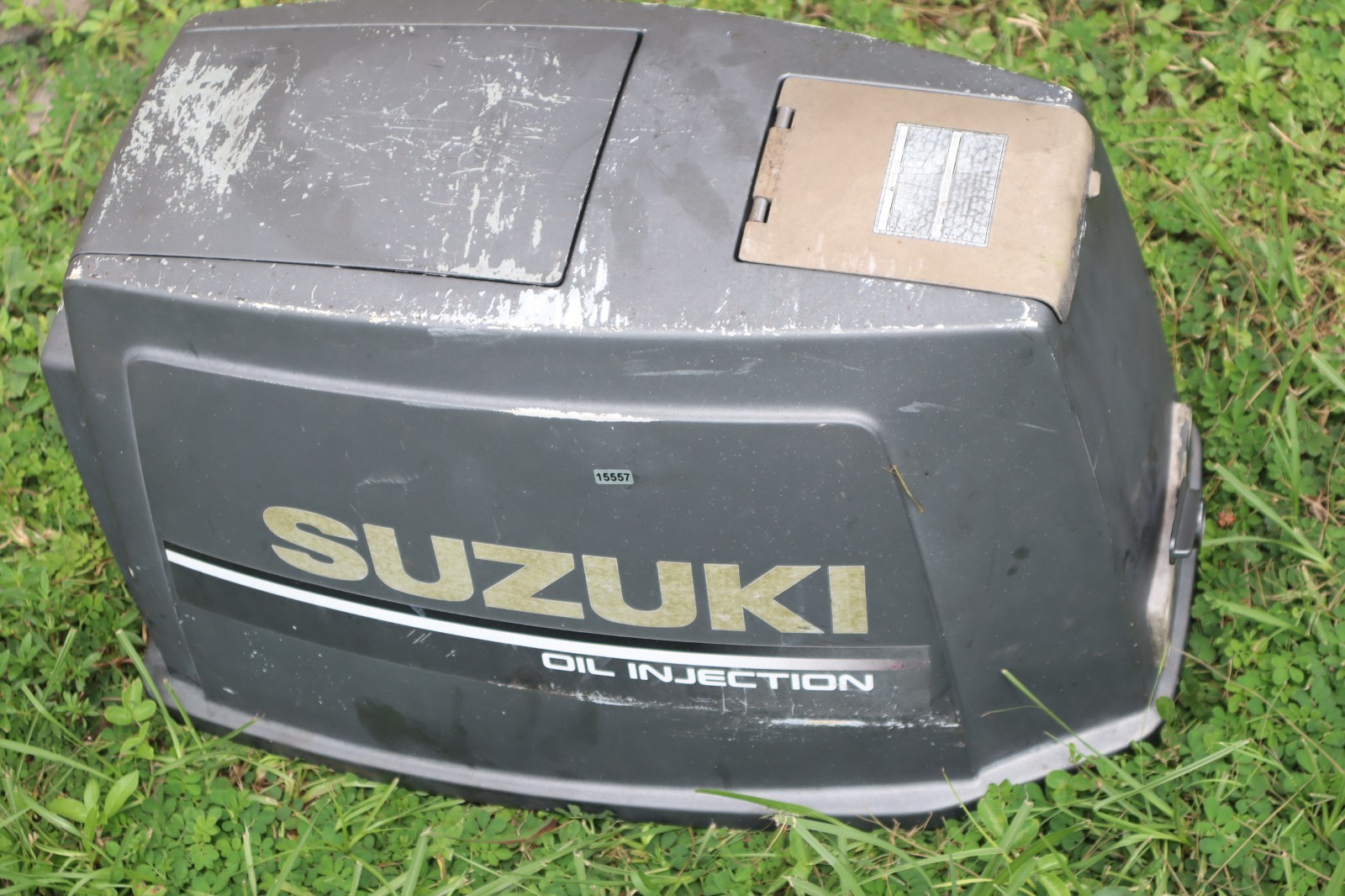 1995-1997 Suzuki DT75/85 Engine Cowling 61410-95800-0ED - Image 18