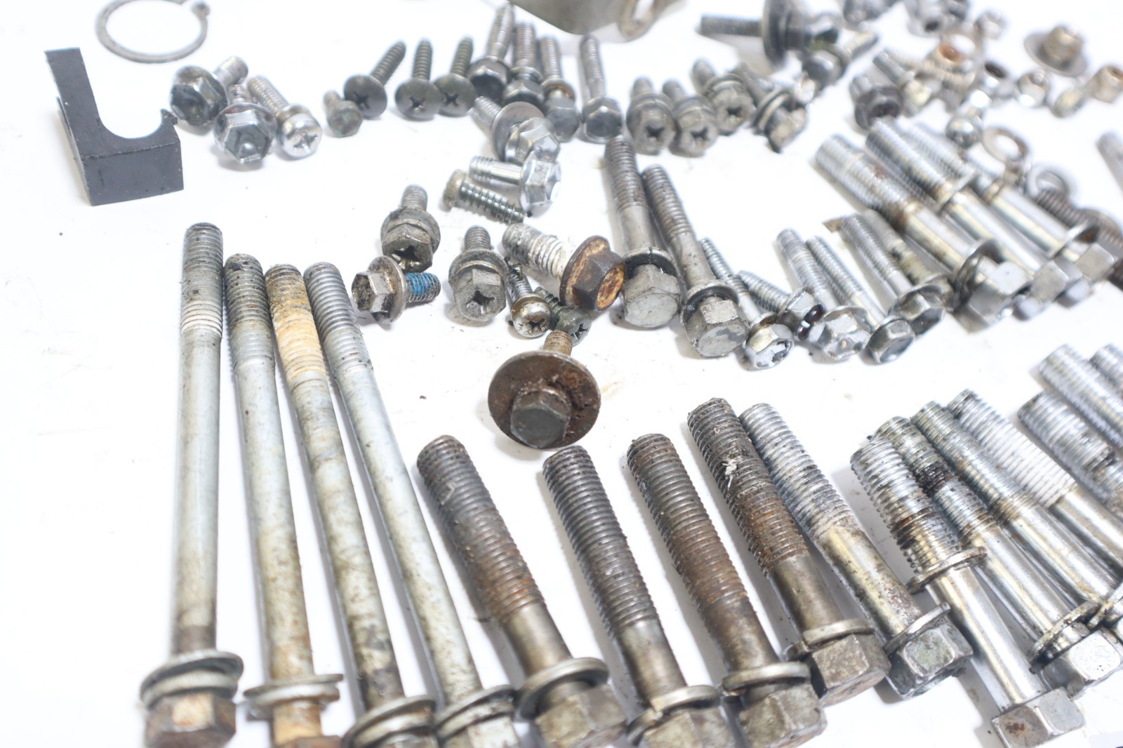 1997 Suzuki Marine DT 85 mixed hardware bolts screws nuts - Image 12