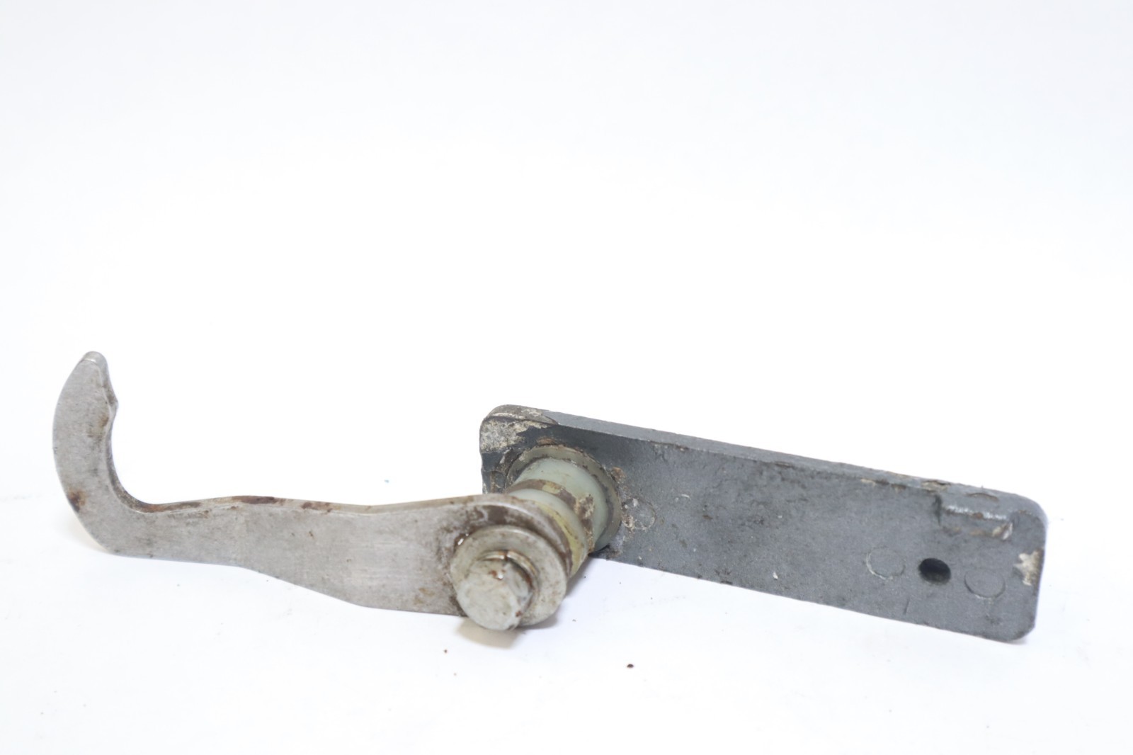 SUZUKI DT 75 85 OUTBOARD MOTOR hood Latch COWL LEVER 61633-95204-0ED - Image 5