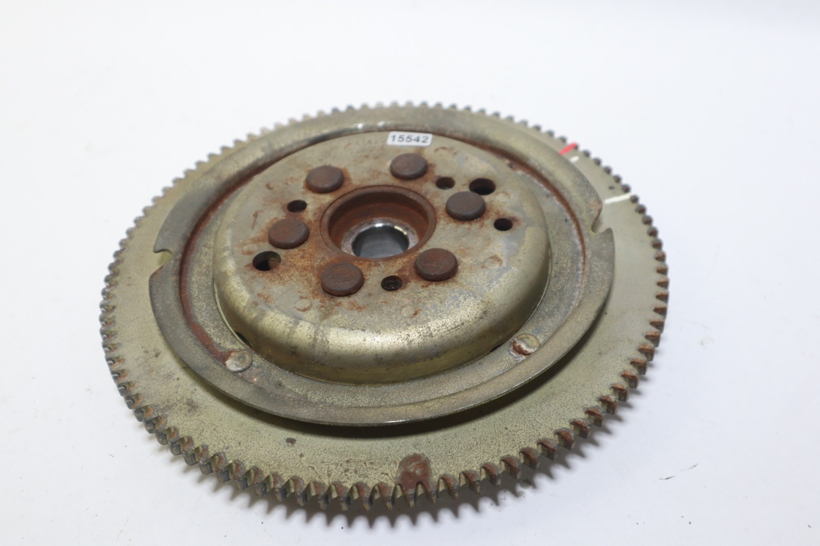 Suzuki DT 75-85 HP Flywheel 32102-95611 Outboard 1988-2000 f3t442 - Image 3