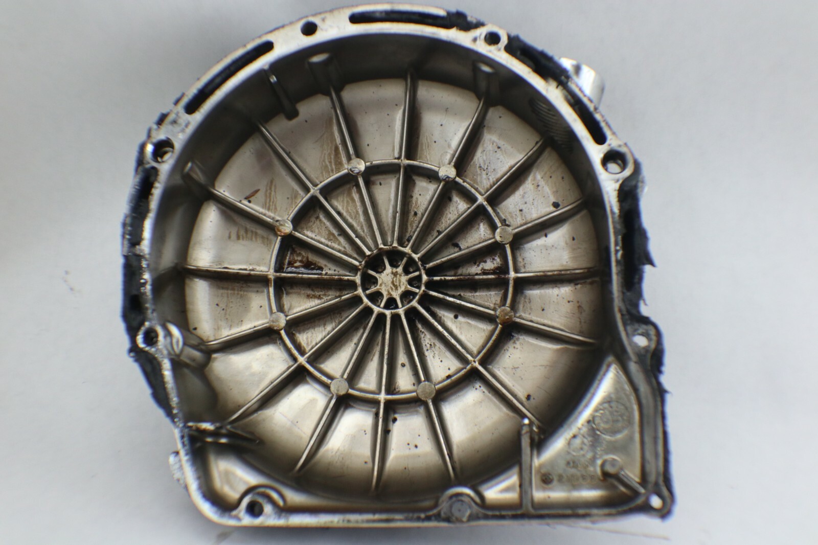 1999 99-13 2006 Yamaha XVZ1300 Royal Star 1300 Clutch Cover Engine Side Case - Image 8