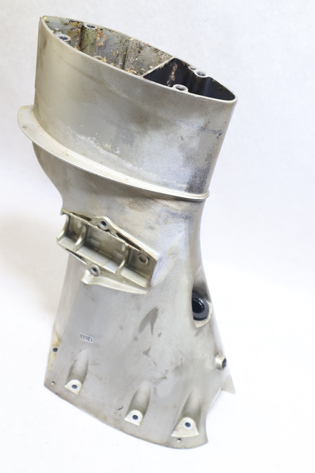 Honda BF 30 hp Extension Case 40201-ZV7-722ZA - Image 12