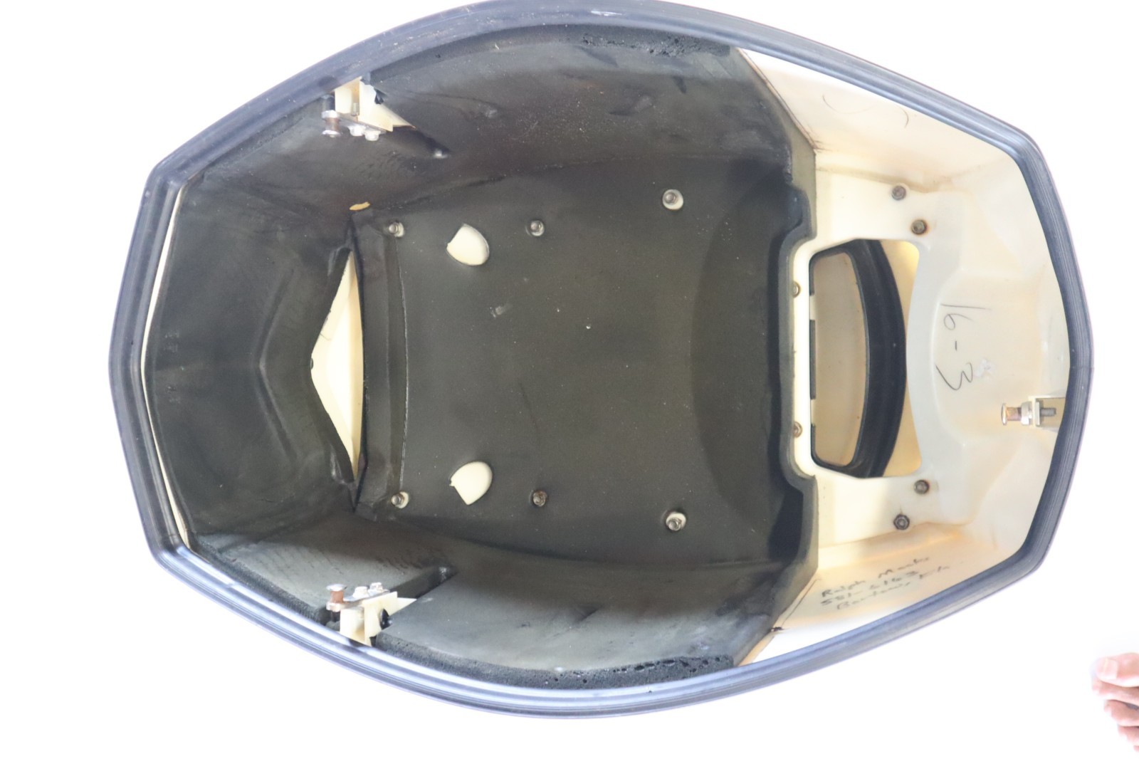 2010 2011 Evinrude E-TEC 115 ETEC Cowl Hood Engine Cover 0285748 - Image 16