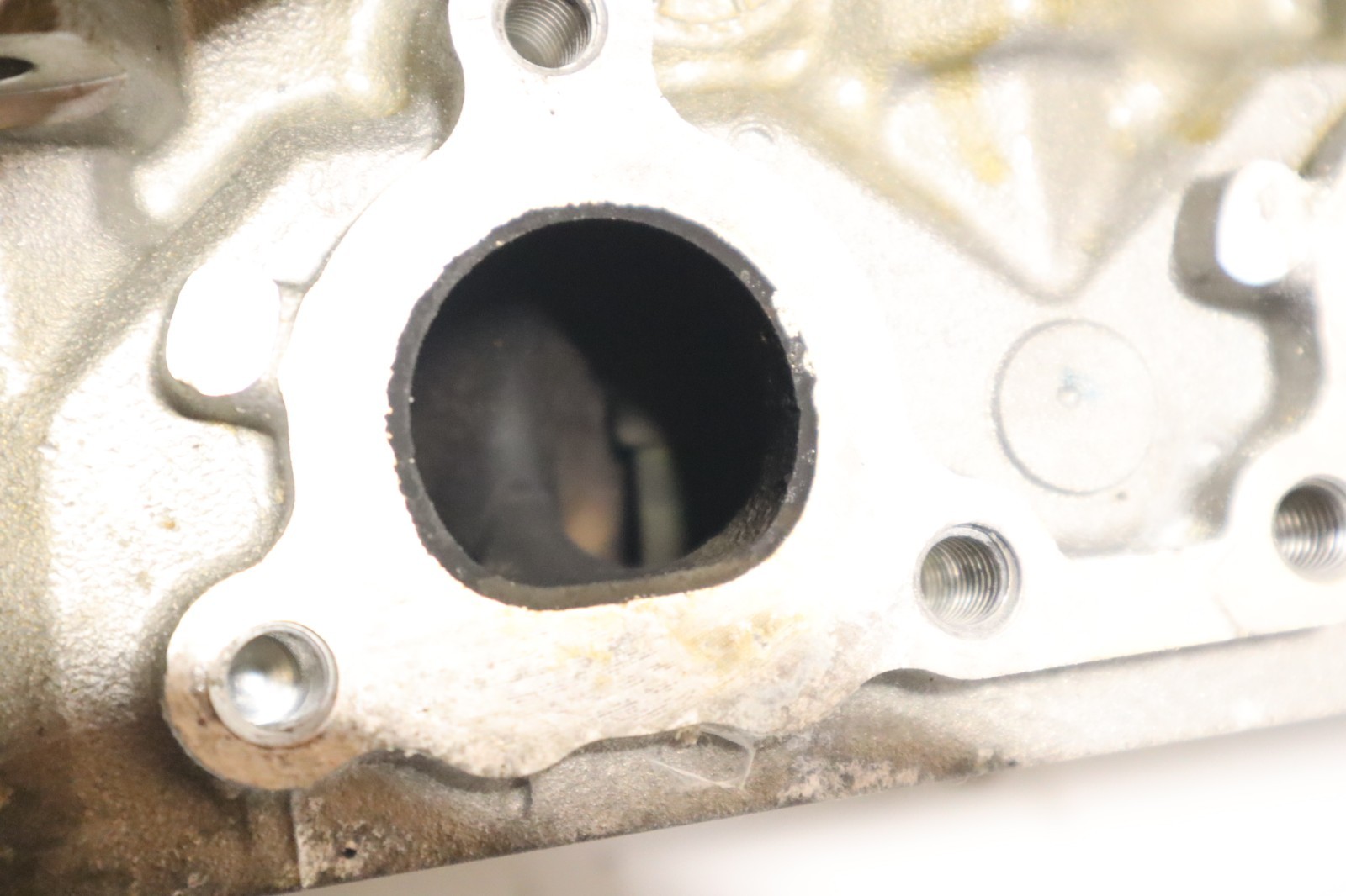 Sea-Doo Spark 900 GTI 90 Cylinder Head OEM | 2014–2019 core - Image 13