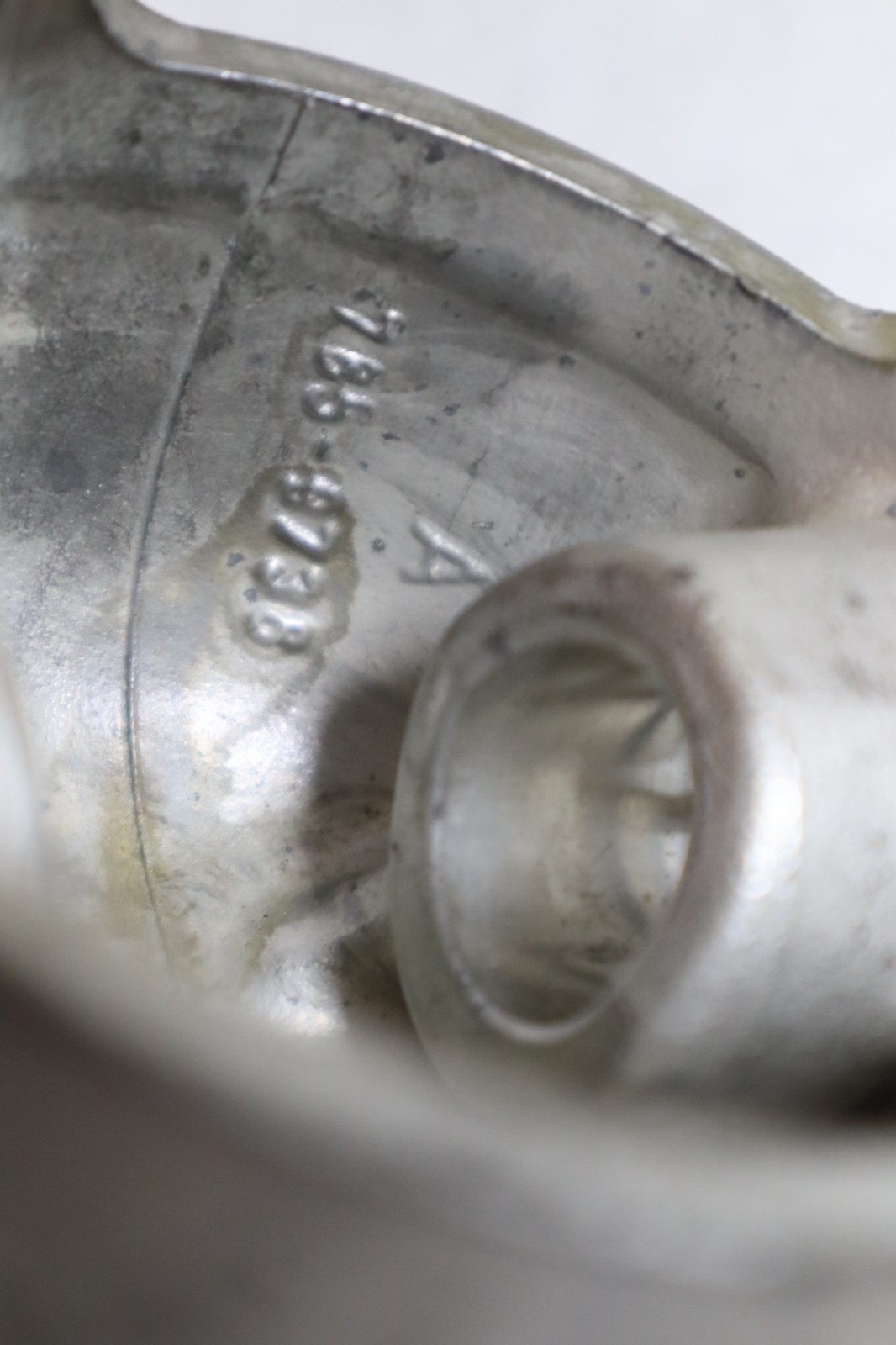 OEM .015 Over Port Mercury Quicksilver Piston And Rings Assembly 785-9737A 5 (A) - Image 8