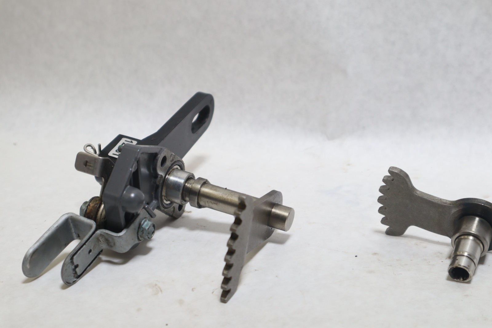 Honda BF 115 24610-ZY6-000 SHIFT SHAFT A , 24620-ZY6-000 SHIFT SHAFT B - Image 8