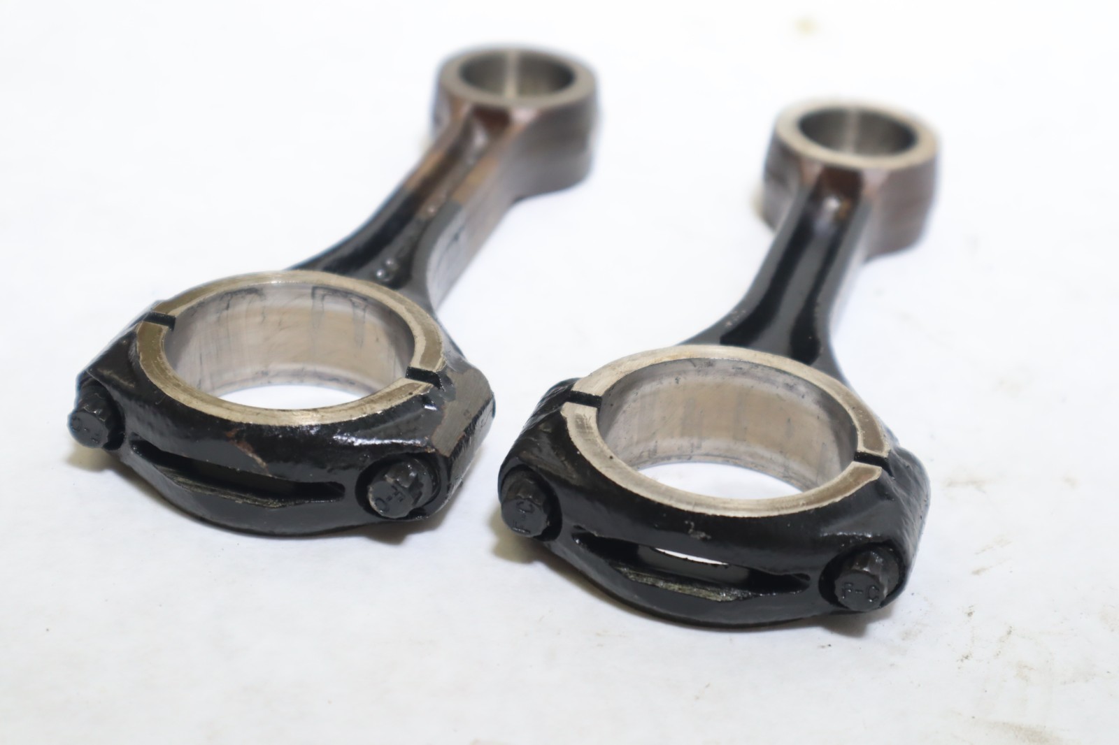 Connecting rod for a 40 50 HP Force outboard motor 1995 - Image 6