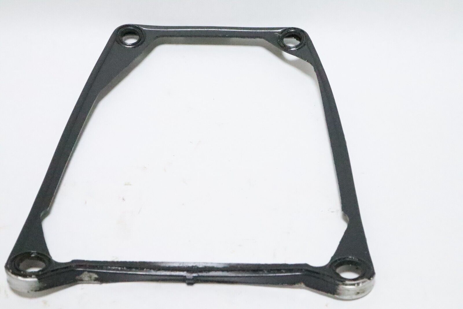 Suzuki 61113-94400 Engine Cover Lower Seal 1986-1998 35-40HP DT35 DT40 Used - Image 6