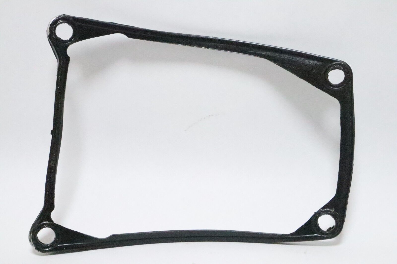 Suzuki 61113-94400 Engine Cover Lower Seal 1986-1998 35-40HP DT35 DT40 Used - Image 7