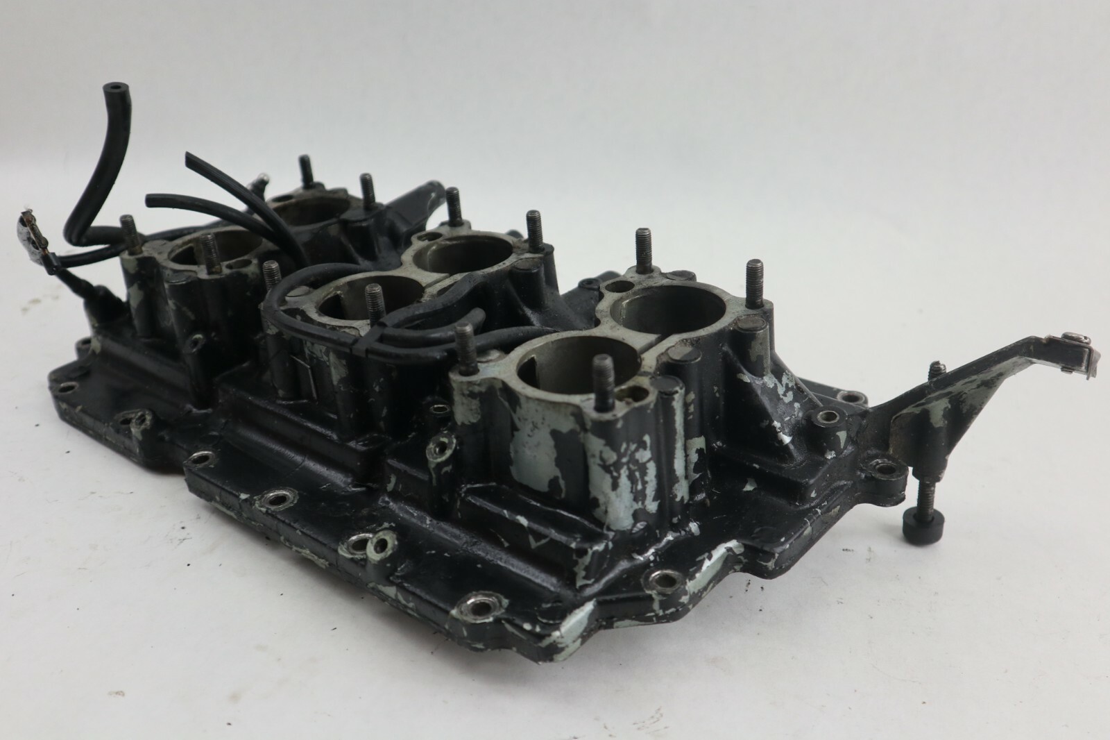 Johnson Evinrude Intake Manifold 1984-1992 150 155 175 185 235 HP 396394 394366 - Image 8