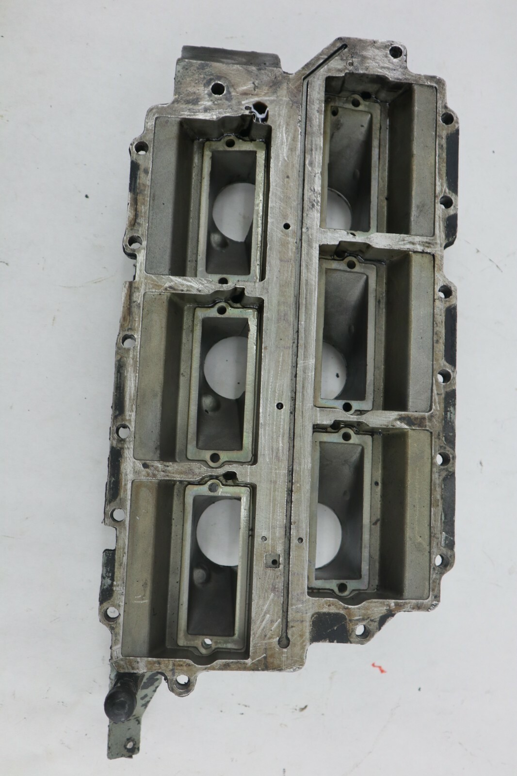 Johnson Evinrude Intake Manifold 1984-1992 150 155 175 185 235 HP 396394 394366 - Image 9