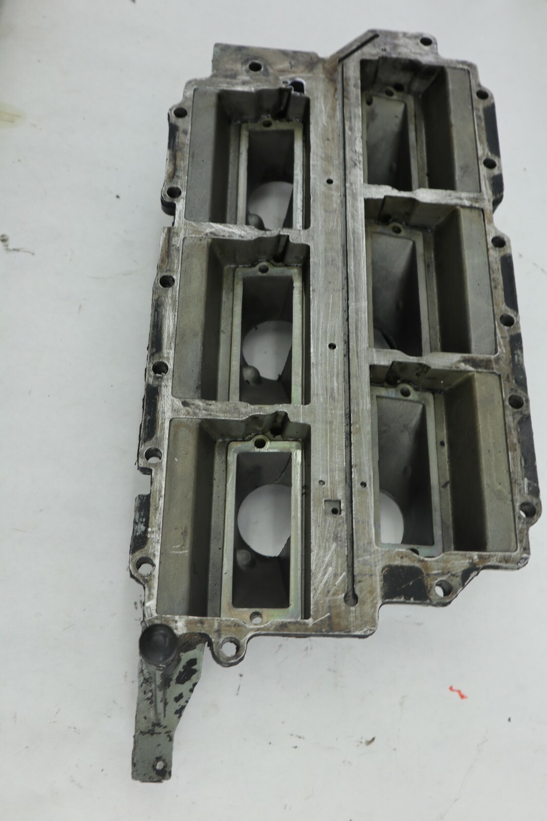 Johnson Evinrude Intake Manifold 1984-1992 150 155 175 185 235 HP 396394 394366 - Image 10