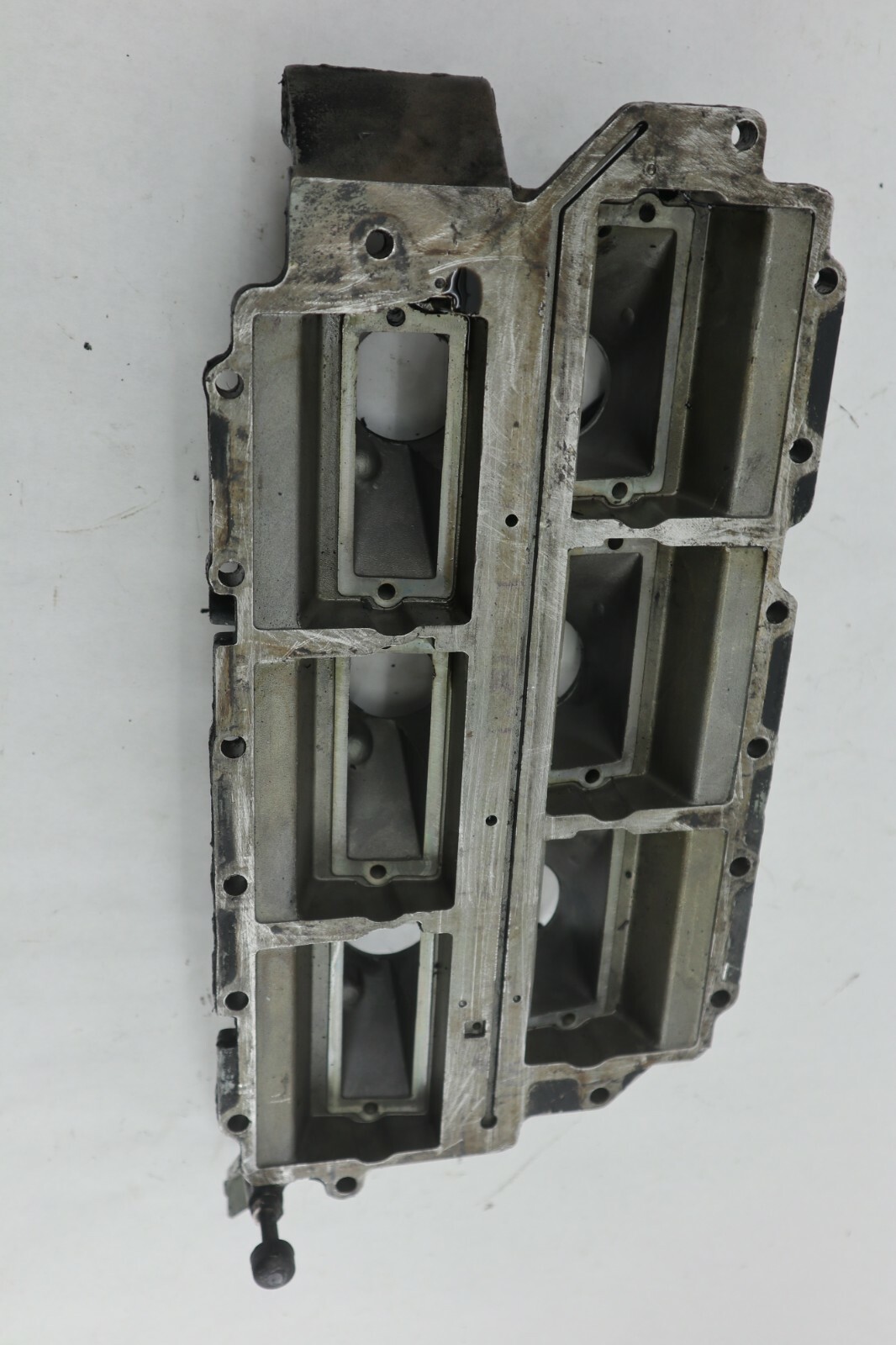 Johnson Evinrude Intake Manifold 1984-1992 150 155 175 185 235 HP 396394 394366 - Image 11