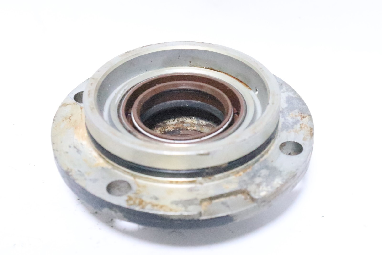 Johnson Evinrude OMC 435702 338958 Crankcase Head - Used - Image 7
