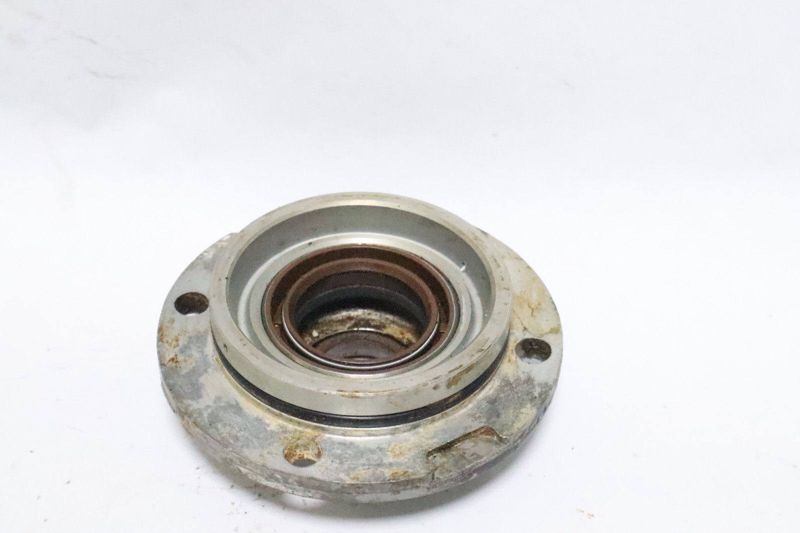Johnson Evinrude OMC 435702 338958 Crankcase Head - Used - Image 9