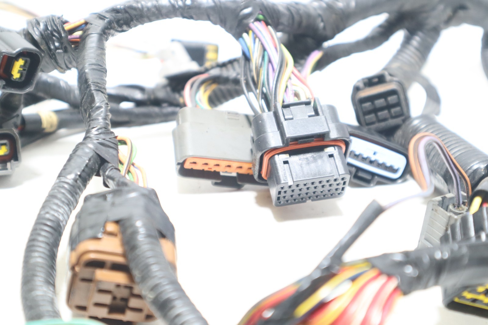 2004 250 HP Yamaha HPDI Outboard WIRE HARNESS ASSEMBLY 60V-8259M-00-00 - Image 9