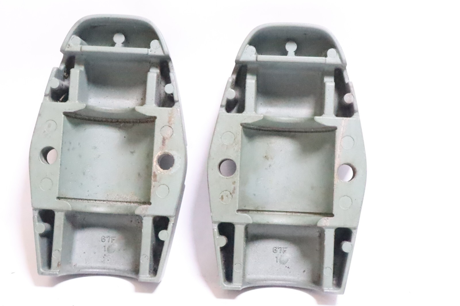 Yamaha 1999-2005 Lower Mount Cover Set 75 80 90 100 HP 4-Stroke - Image 6
