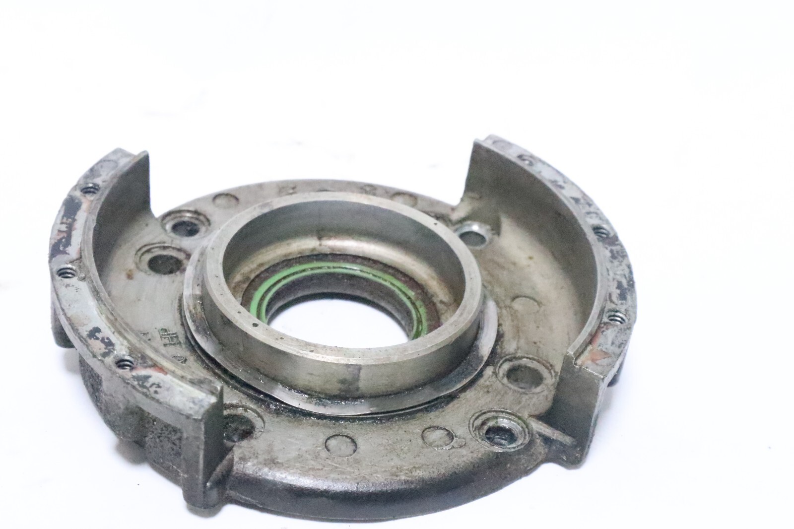 Force Mercury Outboard 70HP Cage Assembly Crankshaft Upper 819312A 1 - Image 8