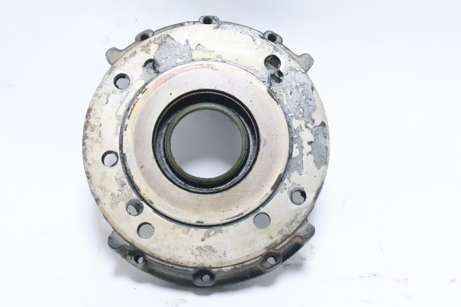 Force Mercury Outboard 70HP Cage Assembly Crankshaft Upper 819312A 1 - Image 9