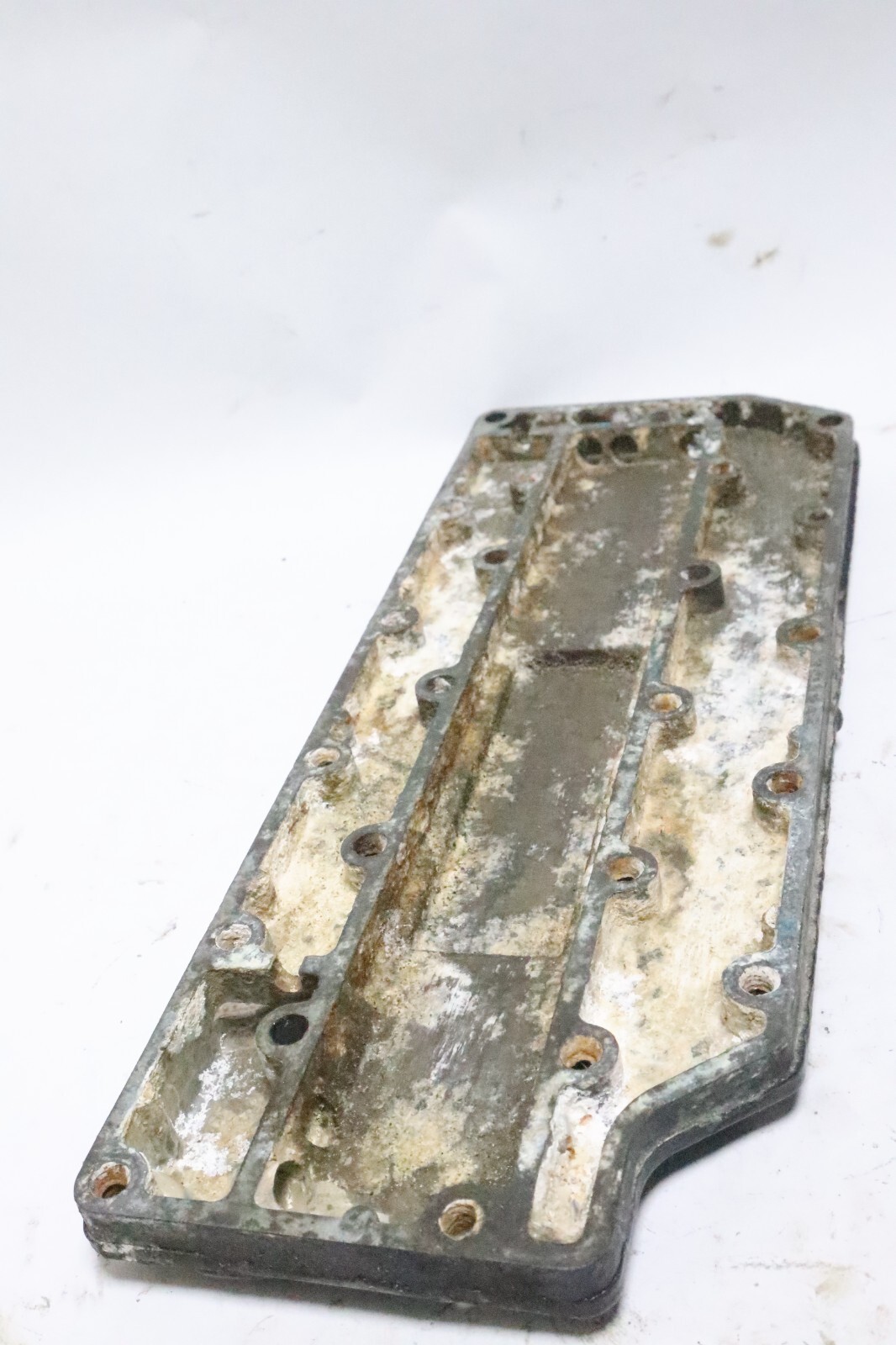 F692152 Force Outboard Exhaust Cover 70-90 Hp - Image 10