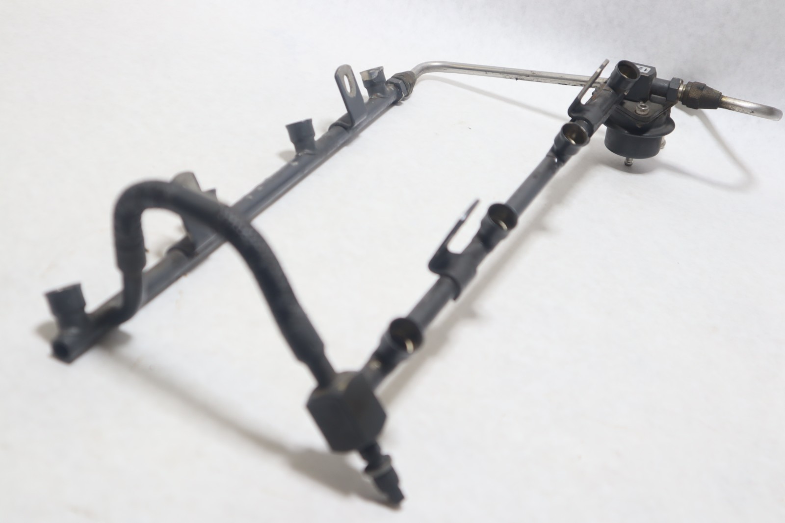 OMC 5.0L Fuel Rail & Injector Assembly 0987667 0987669 0987618 - Image 7
