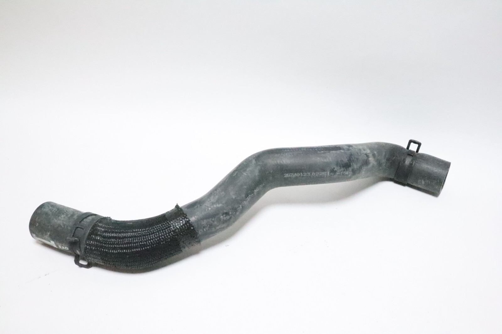 GM Radiator Coolant Hose-VIN: N Lower 25740123 fits 03-04 Cadillac CTS 3.2L-V6 - Image 9