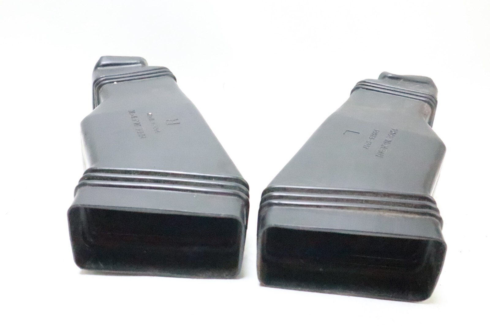 1986-2003 Kawasaki Voyager ZG1200 AIR DUCTS DUCT FOR VENT COWLING LOWER - Image 9