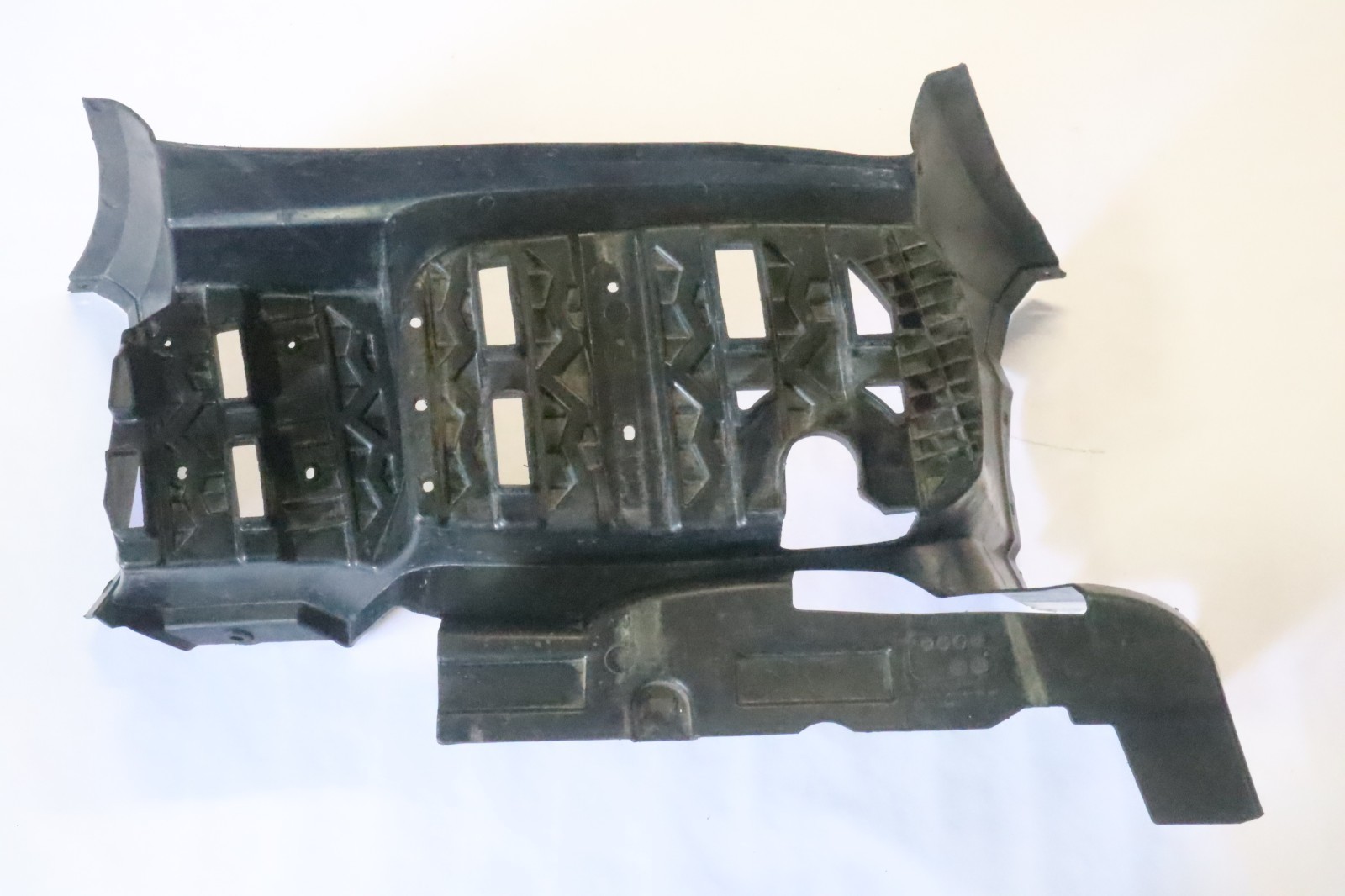 05 06 Can-Am Outlander 400 XT MAX Right Floor Board Foot Well 705001533 - Image 7