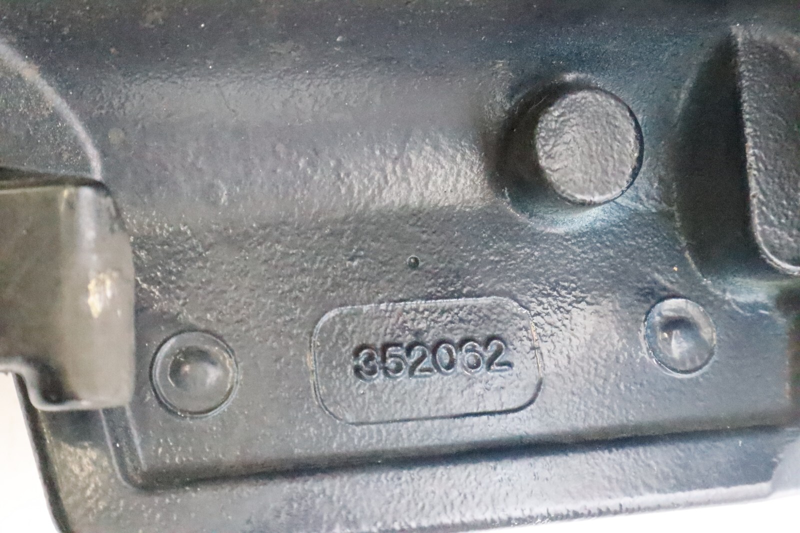 Evinrude ETEC Swivel Bracket Motor Mount Steering Arm Complete OEM 352062 - Image 11