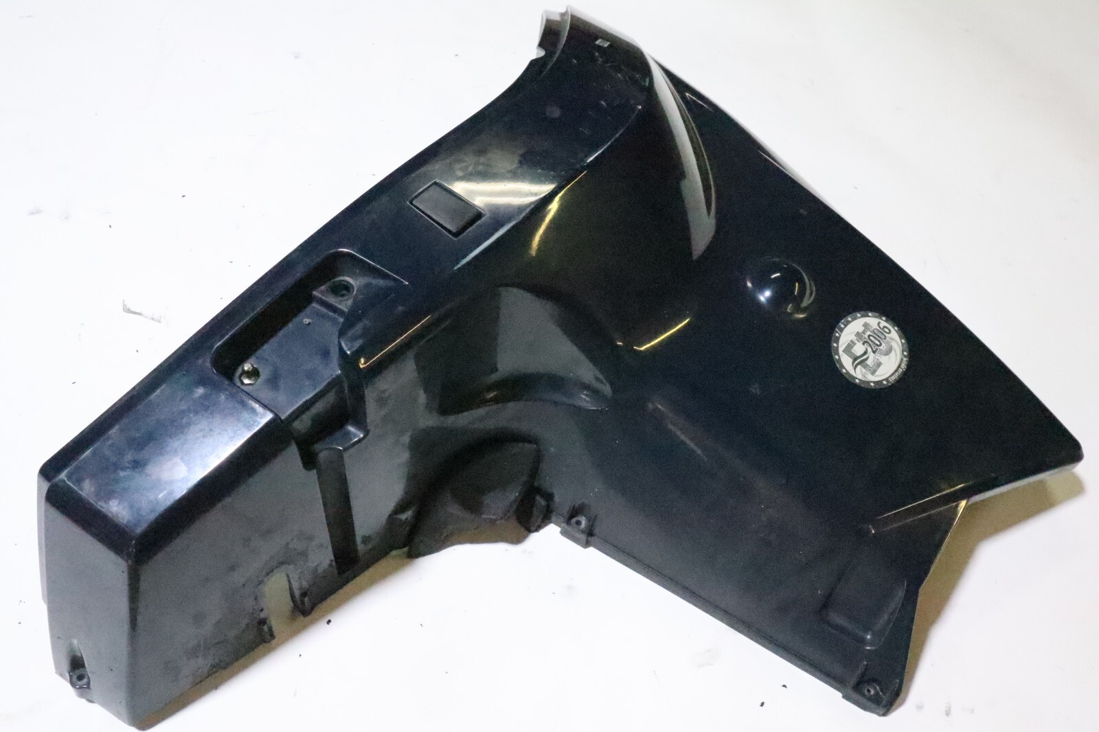 07-09 Evinrude 115 135 150 175 200 PORT Lower Motor Cover Part 5008261 - Image 7