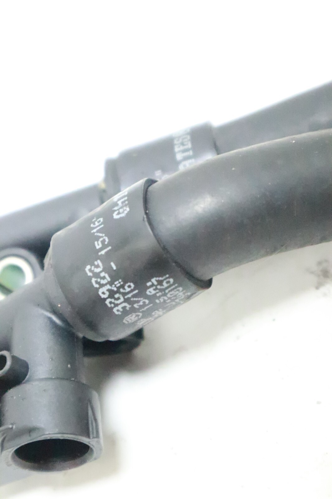 Harley Tri Glide Ultra FLHTCUTG 2014 Left Right Compliance Assembly 26900026 - Image 11