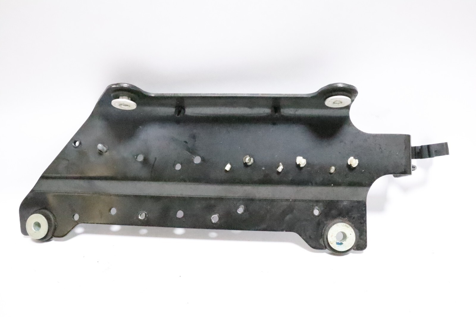 897619T01 Mercury 2006 Electrical Bracket 75 80 90 100 115 HP EFI 4 Stroke - Image 7
