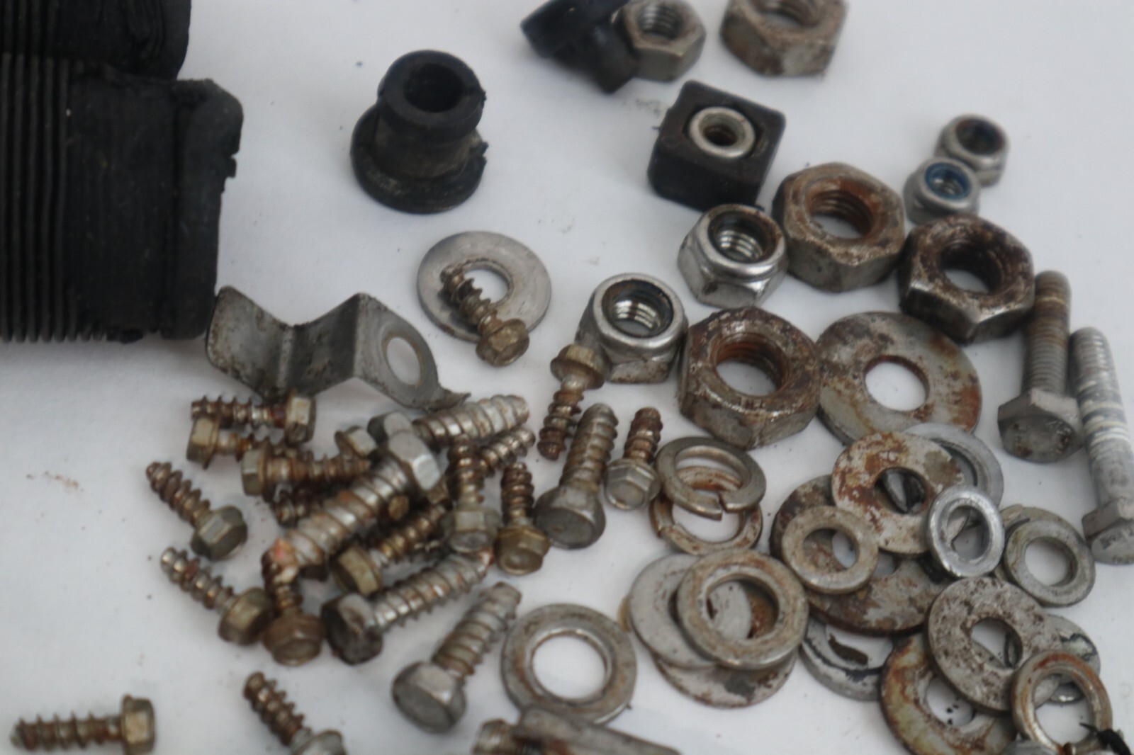 1998 SEA-DOO GSX LIMITED HARDWARE PARTS LOT BOLTS NUTS SCREWS WASHERS - Image 9