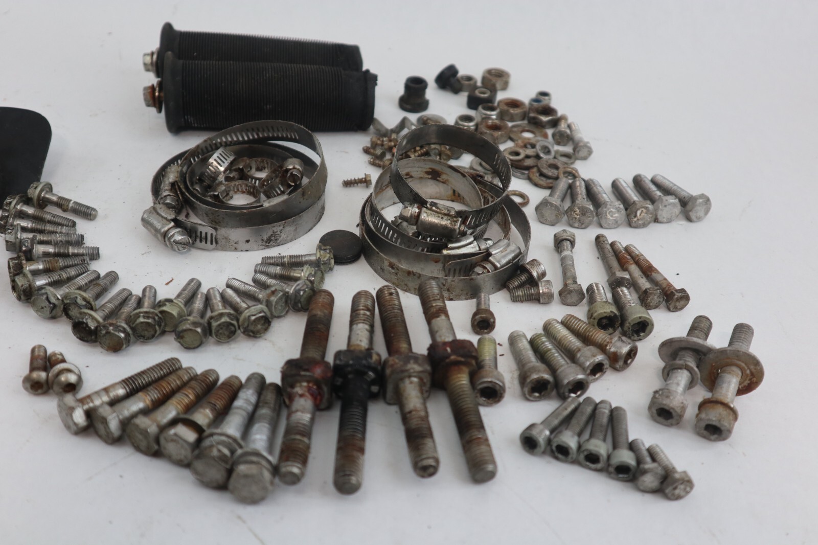 1998 SEA-DOO GSX LIMITED HARDWARE PARTS LOT BOLTS NUTS SCREWS WASHERS - Image 10