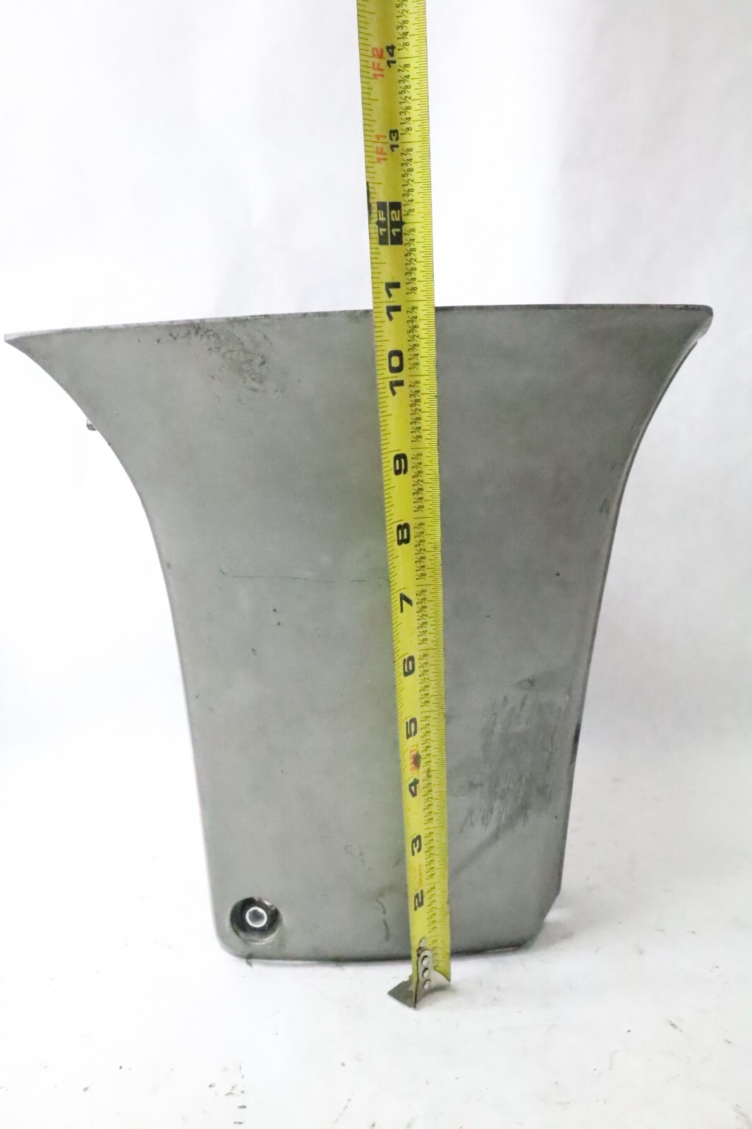 94517M Yamaha Mariner 40HP Outboard Motor Housing Apron Trim Cover OEM 1978-1992 - Image 9