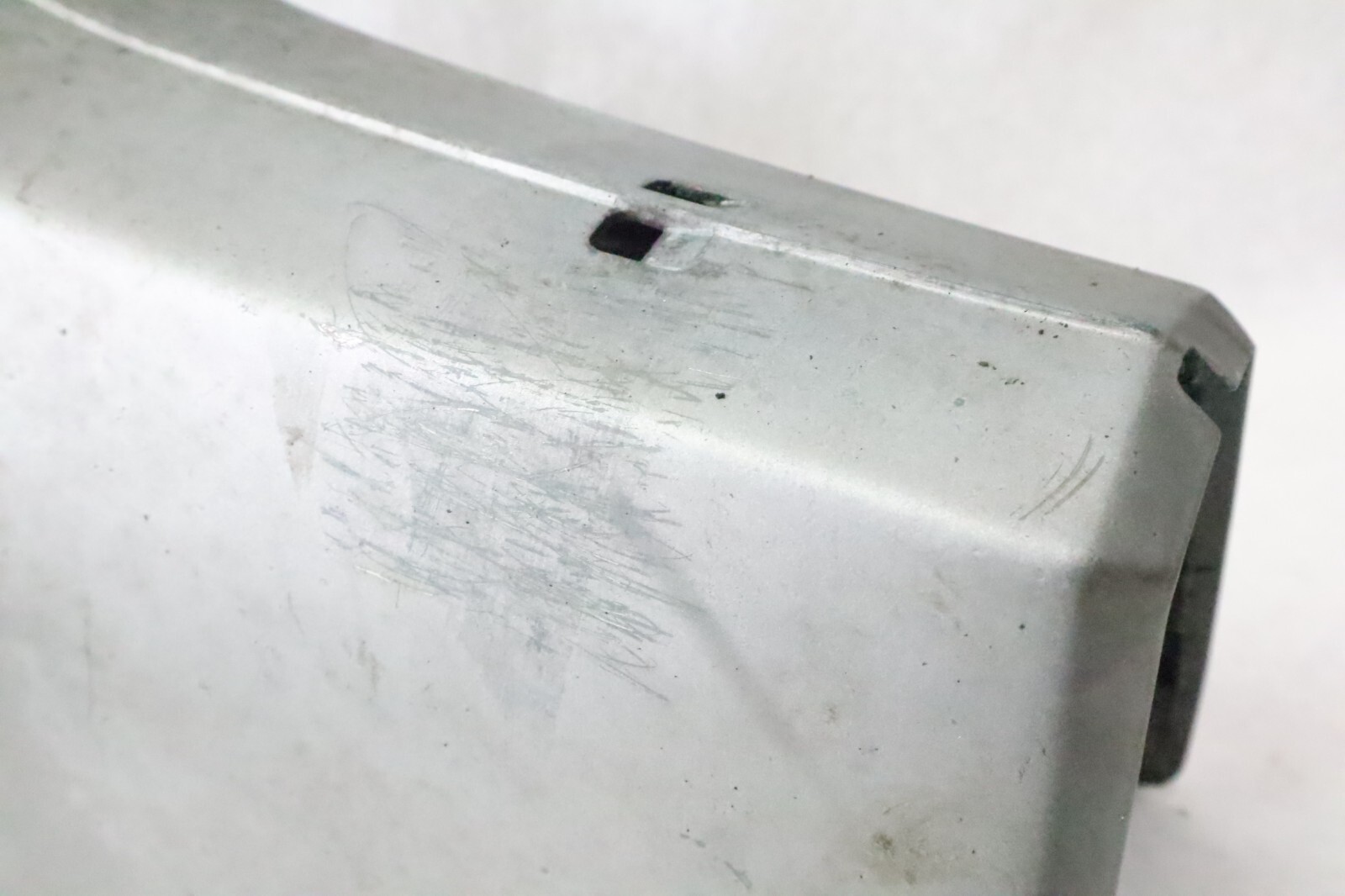 94517M Yamaha Mariner 40HP Outboard Motor Housing Apron Trim Cover OEM 1978-1992 - Image 11