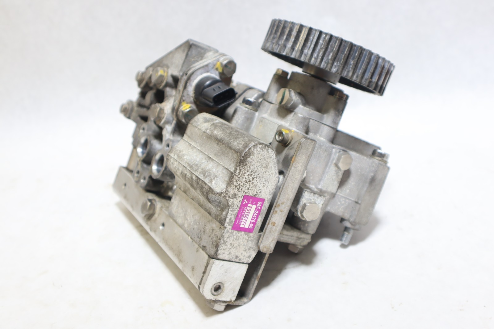 Yamaha 200 HP HPDI 2 Stroke Camshaft Driven Gear PN 68F-12170-01-00 2000-2003 - Image 6