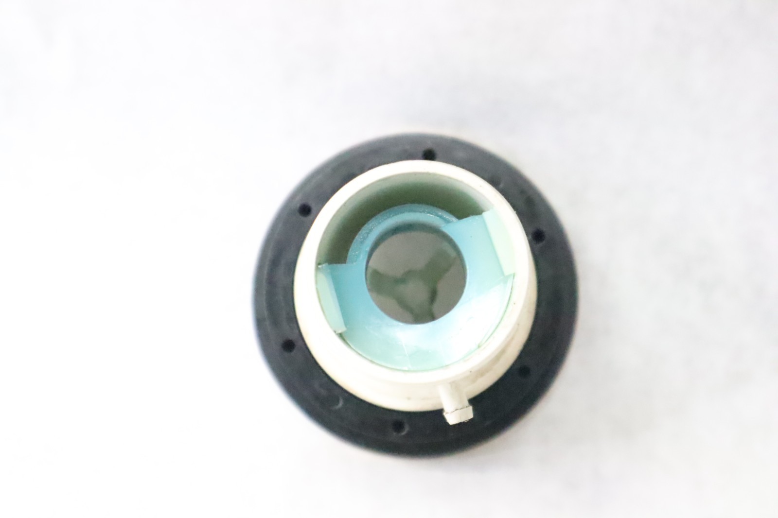 Seadoo 2001 RX Di 947 Oil Cap & Filler Neck Assembly Fresh Water 275000234 - Image 7