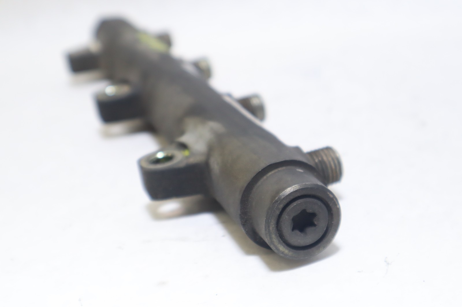 Bosch Duramax 6.6 LB7 Fuel Rail F00R000351 - Chevy - GMC - Image 6