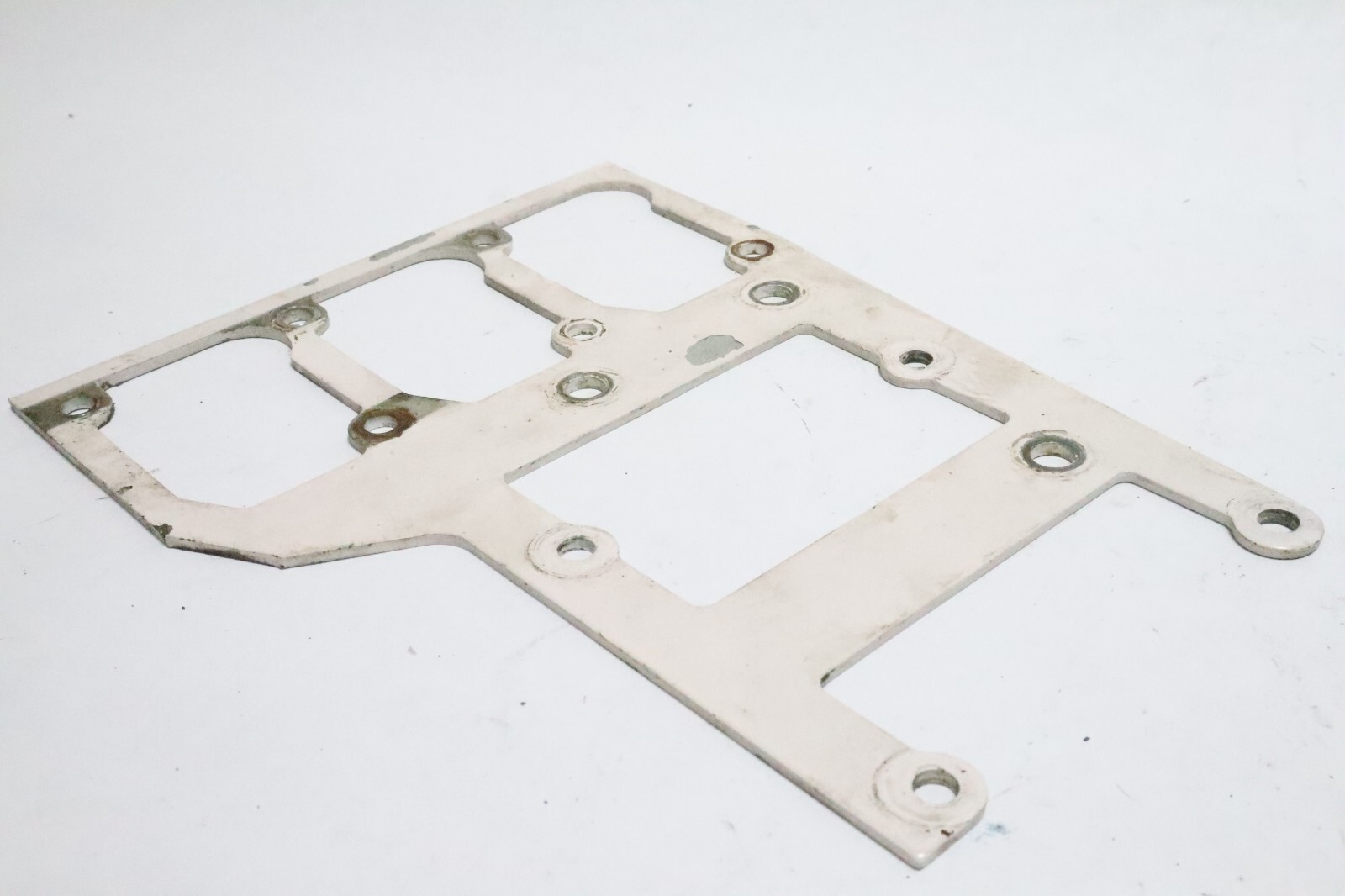 F616358 Force Chrysler 85HP 3 Cylinder Ignition Coil CD Bracket - Image 7