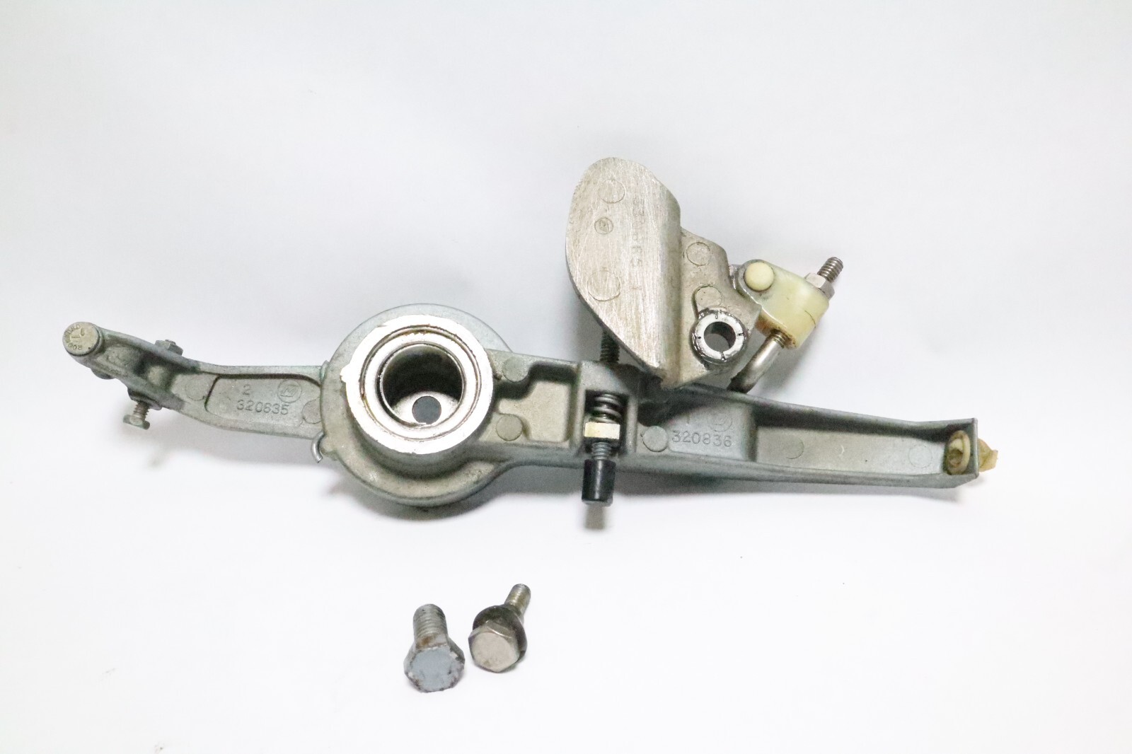 Johnson Evinrude 150 175 Throttle Lever Cam Shift Linkage 320836 326644 v6 - Image 6