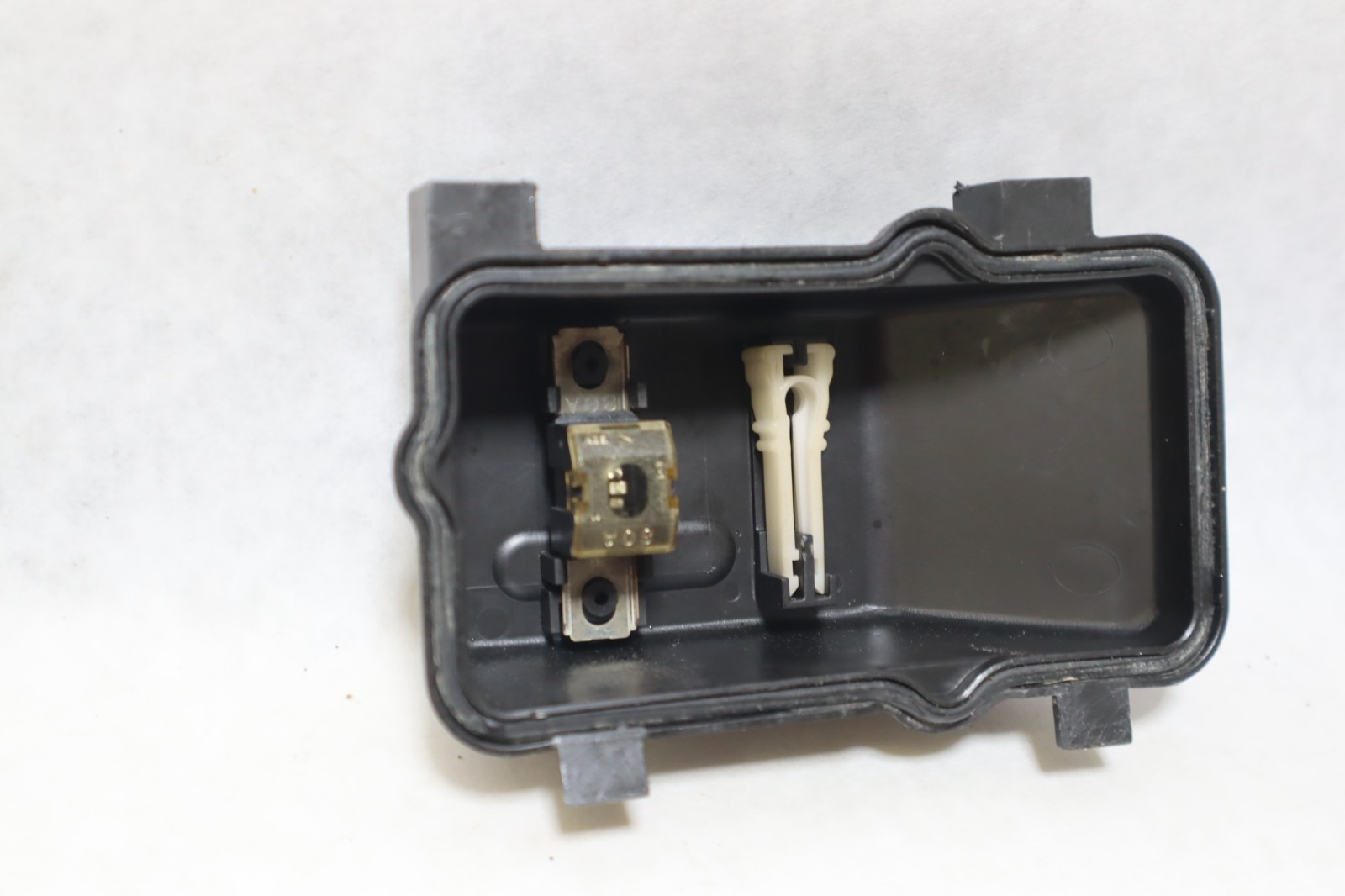 Yamaha HPDI 150hp 200hp outboard fuse box cover (68F-85544-00-00) - Image 7